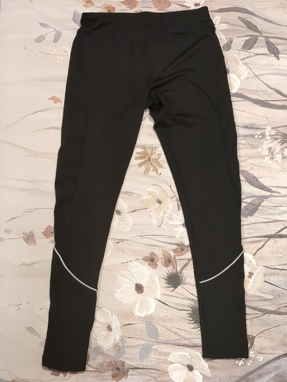 Danskin Now Black Leggings with Reflective Trim